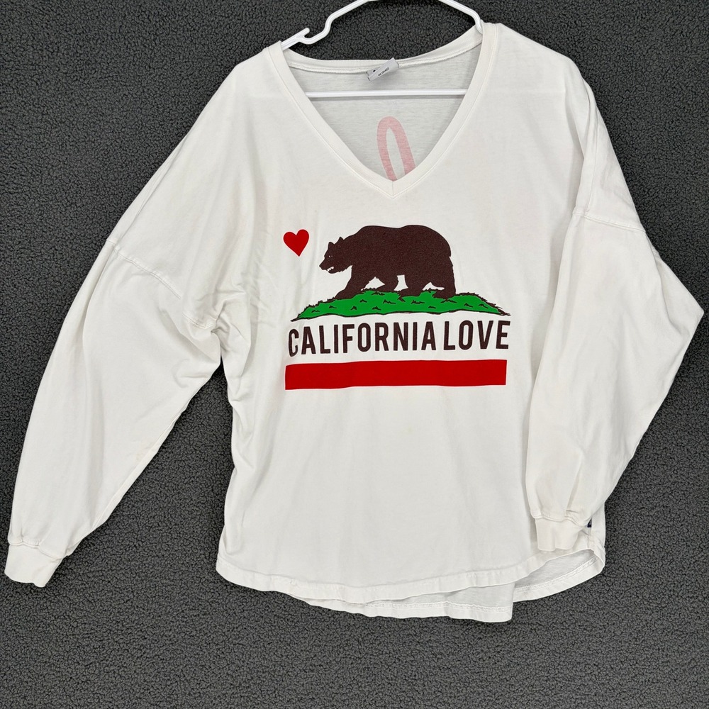Spirit Jersey California Love Bear V-Neck Long Sleeve Shirt White Medium